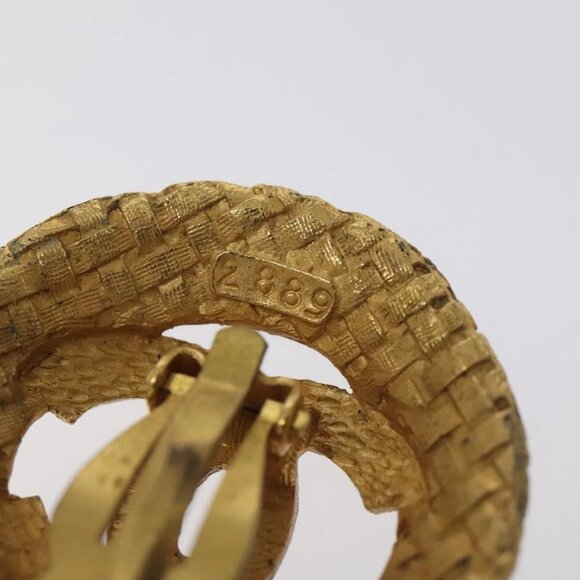 CHANEL Earring Metal Gold CC Auth - Picture 7 of 15